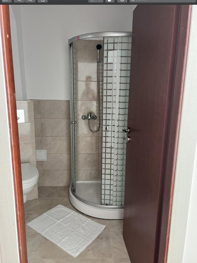 Hotel The Dot Mediaş Zewnętrze zdjęcie
